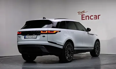 Land Rover Range Rover Velar 2018, 110895 км, за 17880.78 USD