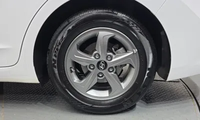Hyundai Avante 2017, 38360 км, за 7118.37 USD - фото 21