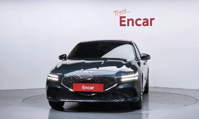 Genesis G70 2023, 35853 км, за 15091.24 USD