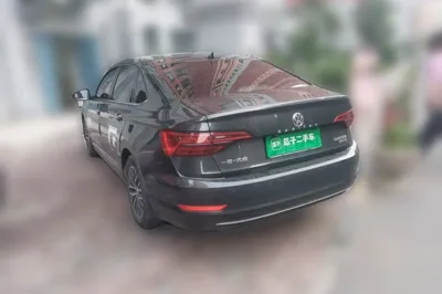 Volkswagen Sagitar 2019, 73500 км, за 10730 USD