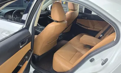 Lexus IS 2017, 101125 км, за 13544.76 USD - фото 11