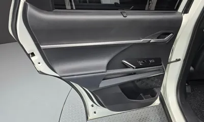 KG_Mobility_Ssangyong Torres 2023, 50544 км, за 13596.16 USD - фото 25