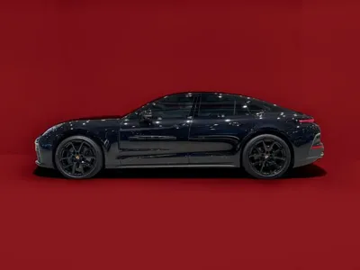 Porsche Panamera · 2024 год