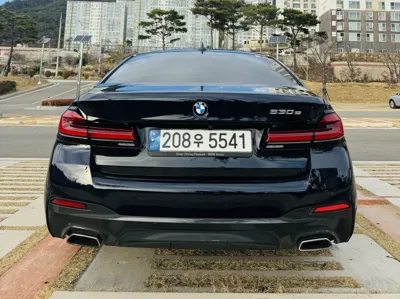 BMW 5-Series 2021, 60000 км, за 20821.68 USD