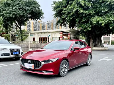 Mazda 3 Axela 2020, 30000 км, за 7180.56 USD