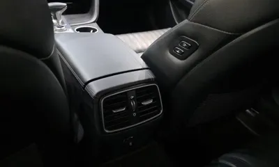 Genesis G70 2018, 121404 км, за 10437.18 USD - фото 28
