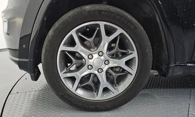 Jeep Cherokee 2019, 114582 км, за 11068.41 USD