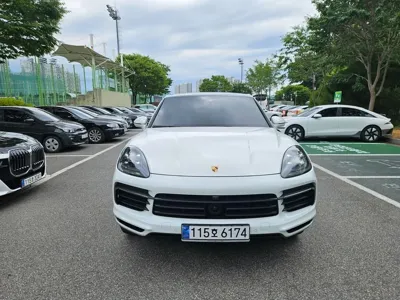 Porsche Cayenne 2023, 52191 км, за 61704.08 USD