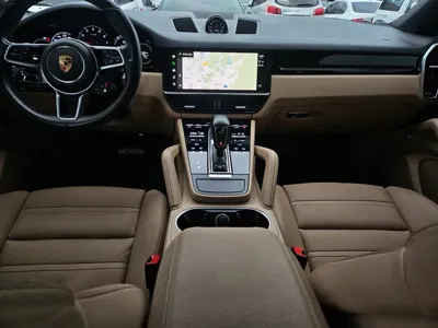 Porsche Cayenne 2023, 52191 км, за 61704.08 USD - фото 10