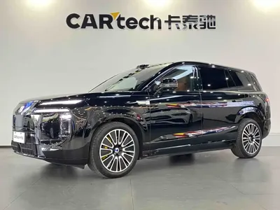Denza 腾势N8L · 2026 год