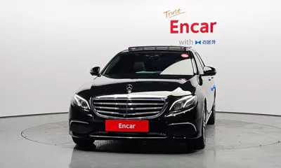 Mercedes-Benz E-Class 2017, 96794 км, за 16345.02 USD