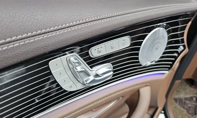 Mercedes-Benz E-Class 2017, 96794 км, за 16345.02 USD - фото 29