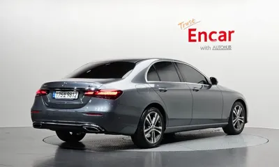 Mercedes-Benz E-Class 2021, 55008 км, за 21498.38 USD
