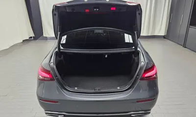 Mercedes-Benz E-Class 2021, 55008 км, за 21498.38 USD - фото 16