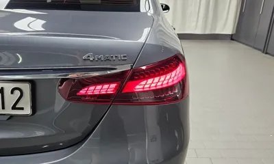 Mercedes-Benz E-Class 2021, 55008 км, за 21498.38 USD - фото 23