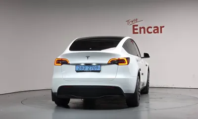 Tesla Model Y 2024, 24944 км, за 27933.42 USD