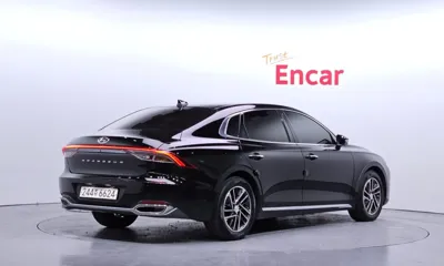 Hyundai Grandeur 2021, 125650 км, за 11364.39 USD