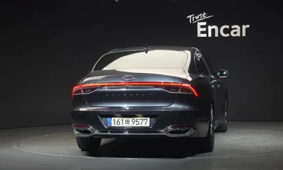 Hyundai Grandeur 2023, 63283 км, за 15635.19 USD