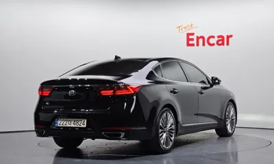 Kia K7 2017, 124898 км, за 6754.96 USD