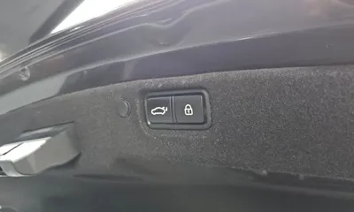 Kia K7 2017, 124898 км, за 6754.96 USD - фото 20