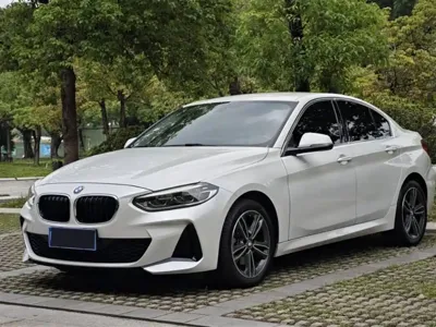 BMW 1 Series · 2022 год