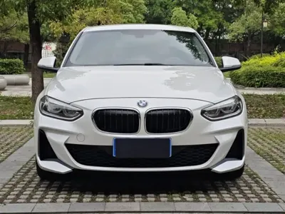 BMW 1 Series 2022, 68000 км, за 10859.12 USD