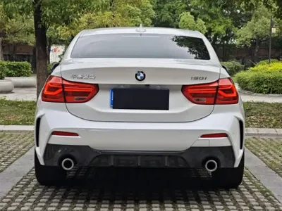 BMW 1 Series 2022, 68000 км, за 10859.12 USD