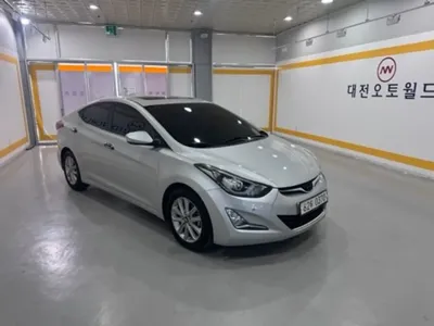 Hyundai Avante 2016, 86926 км, за 4485.47 USD