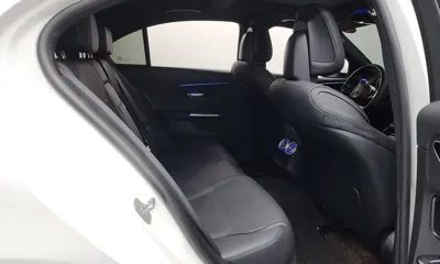 Mercedes-Benz C-Class 2024, 12200 км, за 30195.62 USD - фото 12