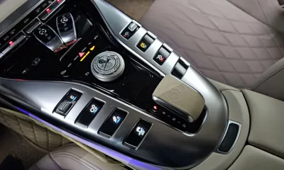 Mercedes-Benz AMG GT 2020, 118430 км, за 39577.13 USD - фото 9