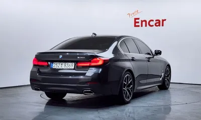 BMW 5-Series 2021, 76743 км, за 25437.72 USD