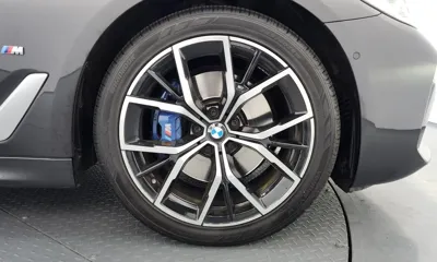 BMW 5-Series 2021, 76743 км, за 25437.72 USD