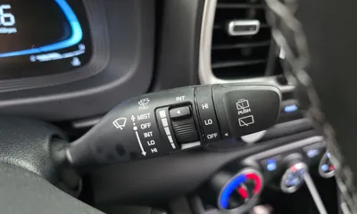Hyundai Venue 2026, 12675 км, за 11400.66 USD - фото 27