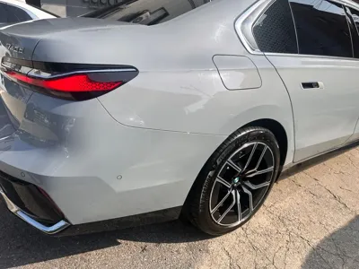 BMW 7-Series 2025, 21000 км, за 71919.67 USD - фото 8