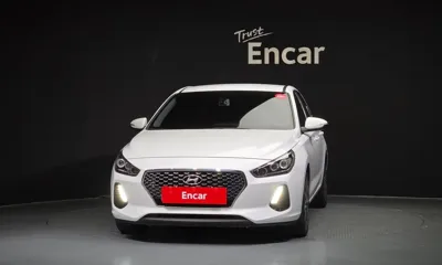 Hyundai i30 2017, 55573 км, за 7800.82 USD