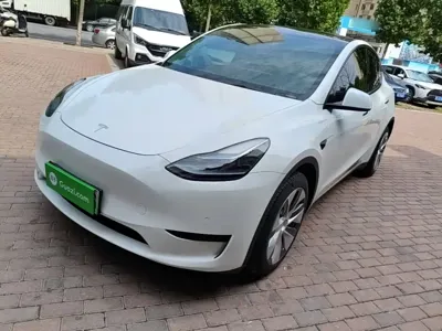 Tesla Model Y 2023, 75700 км, за 23781.09 USD