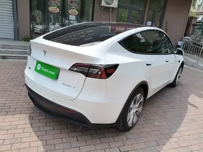 Tesla Model Y 2023, 75700 км, за 23567.25 USD - фото 7
