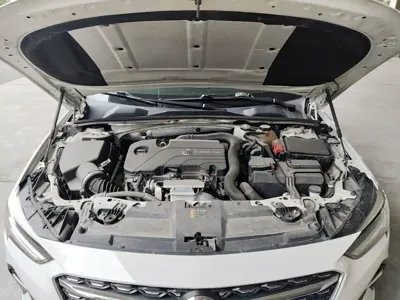 Buick Regal 2020, 77100 км, за 9930.73 USD - фото 20
