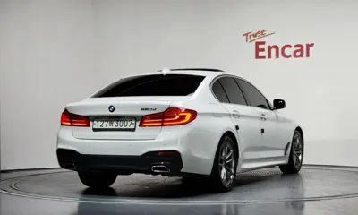 BMW 5-Series 2020, 80987 км, за 21396.06 USD