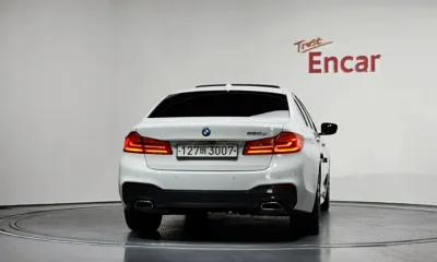 BMW 5-Series 2020, 80987 км, за 21396.06 USD
