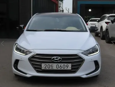 Hyundai Avante 2017, 132297 км, за 4069.84 USD