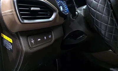 Hyundai Santafe 2019, 112424 км, за 12421.54 USD - фото 17
