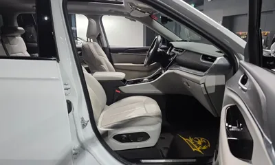 Jeep Cherokee 2021, 79959 км, за 23337.44 USD - фото 26