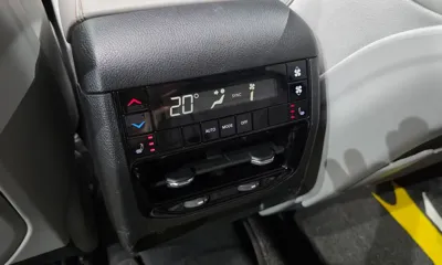Jeep Cherokee 2021, 79959 км, за 23337.44 USD - фото 27