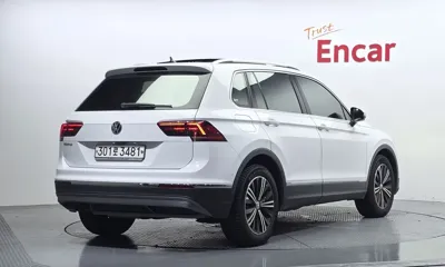 Volkswagen Tiguan 2020, 105065 км, за 14769.59 USD