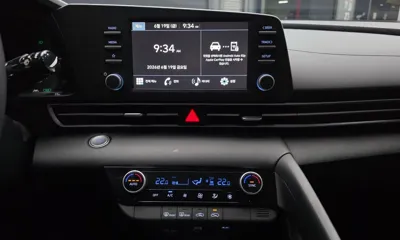 Hyundai Avante 2023, 11908 км, за 11832.37 USD - фото 28