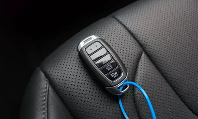 Hyundai Avante 2023, 11908 км, за 11832.37 USD - фото 31