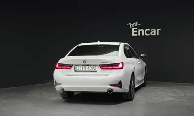 BMW 3-Series 2022, 25796 км, за 21407.33 USD