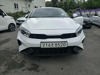 Kia K3 · 2023 год