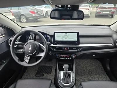 Kia K3 2023, 73100 км, за 8861.76 USD - фото 8
